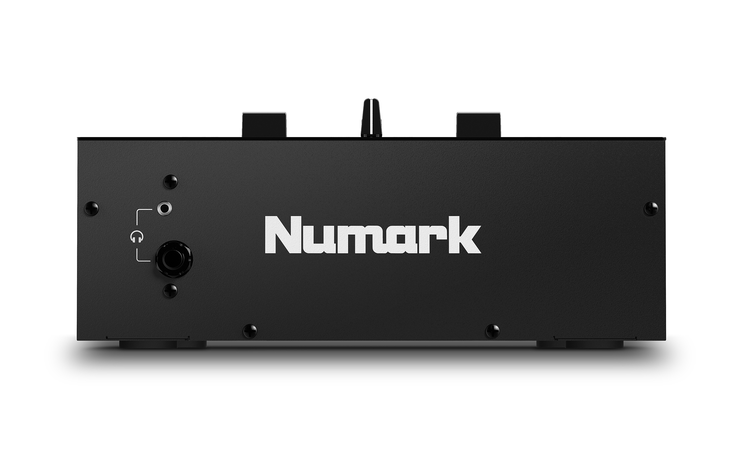 מיקסר DJ Numark Scratch ל-Serato DJ Pro – 2 ערוצים, DVS ו-Innofader 4 הפאנל הקדמי של Numark Scratch עם יציאות אוזניות 6.35 ו-3.5 מ״מ