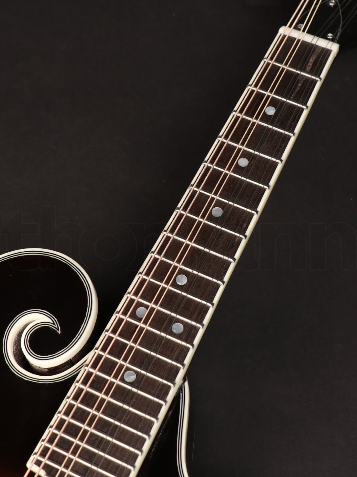 מנדולינה Richwood RMF-60-VS F-Style Mandoline 5 מנדולינה Richwood RMF-60-VS F-Style Mandoline – תמונה 5