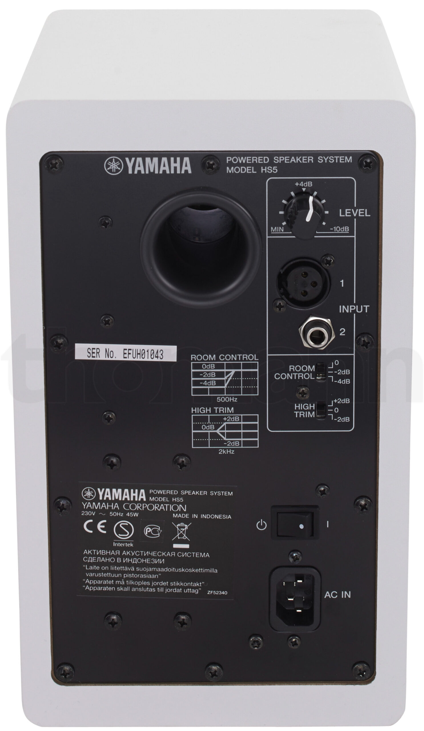 מוניטור אולפן Yamaha HS 5 W Stand Set 4 מוניטור אולפן Yamaha HS 5 W Stand Set — תמונה 4
