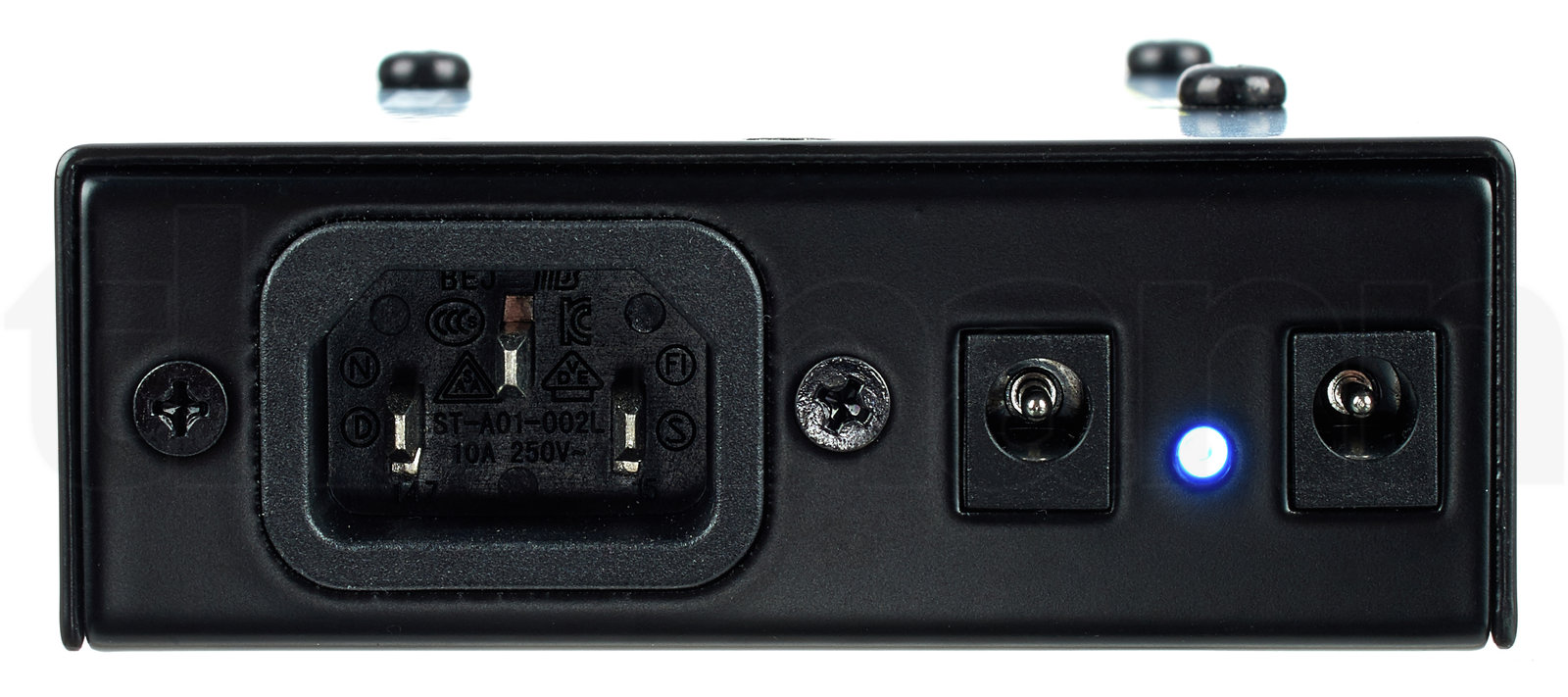 מייצב מתח ומסנן חשמל Truetone 1 Spot Pro CS6 6 מייצב מתח ומסנן חשמל Truetone 1 Spot Pro CS6 — תמונה 6