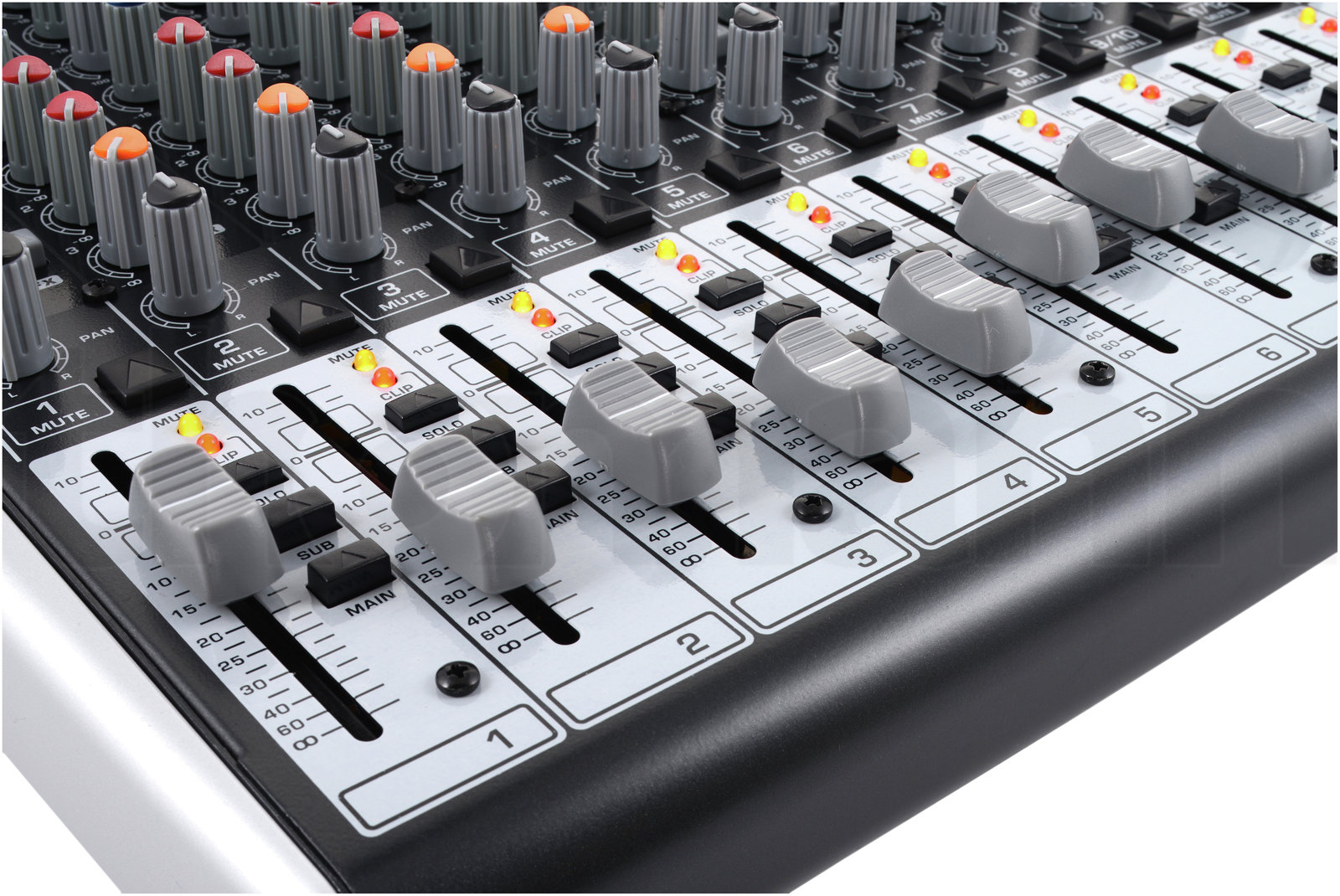 מיקסר Behringer Xenyx X2222 USB Bundle 6 מיקסר Behringer Xenyx X2222 USB Bundle — תמונה 6
