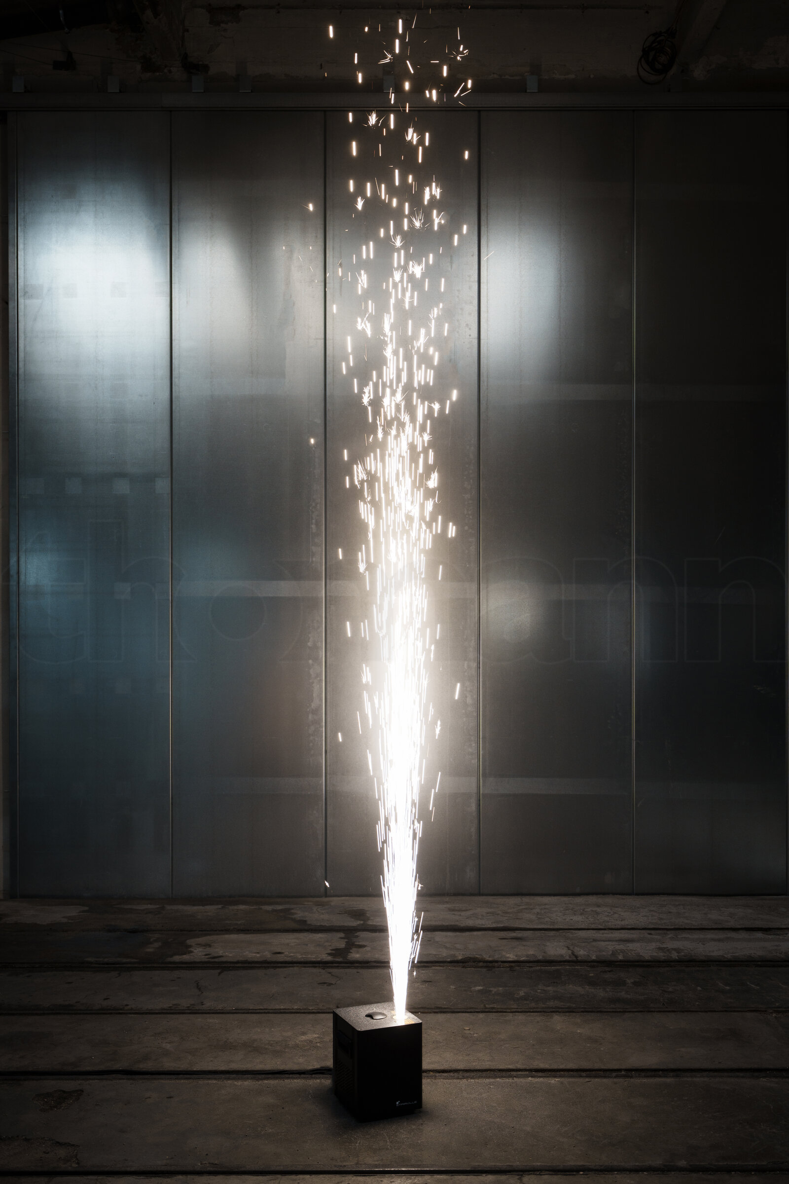 אפקט תאורה Stairville Prometheus Spark 1 6 אפקט תאורה Stairville Prometheus Spark 1 — תמונה 6