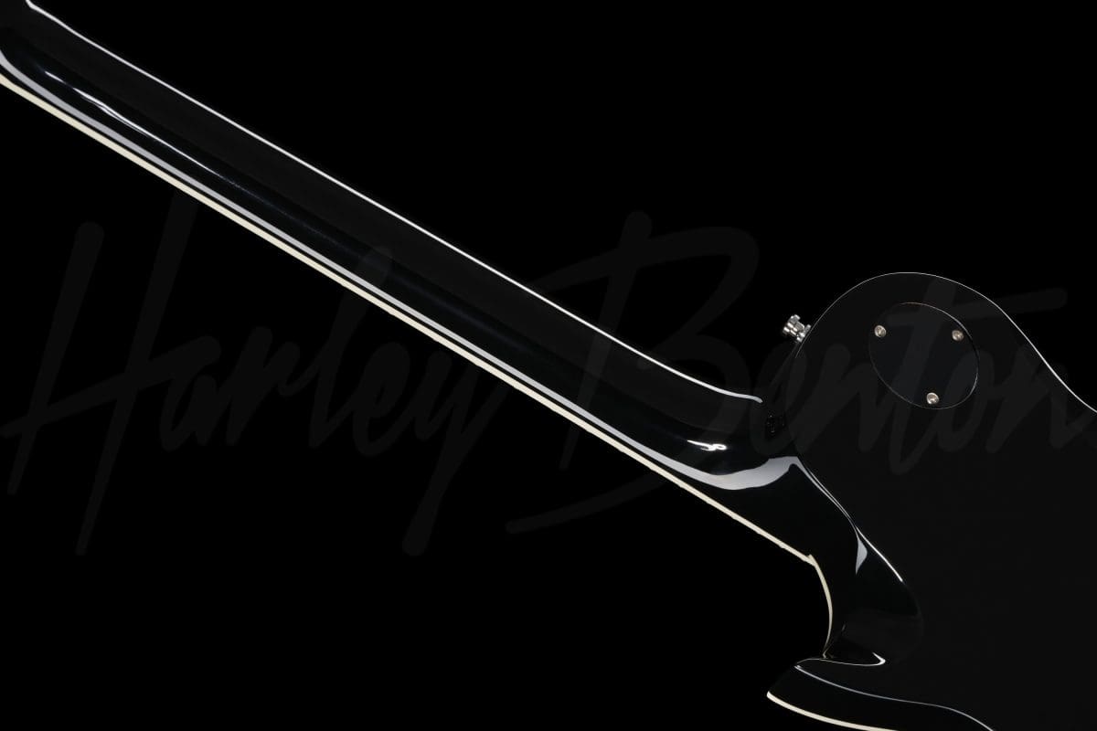 גיטרה חשמלית Harley Benton SC-Custom III Silver Sparkle 9 גיטרה Harley Benton SC-Custom III Silver Sparkle, חיבור הצוואר לגוף מאחור