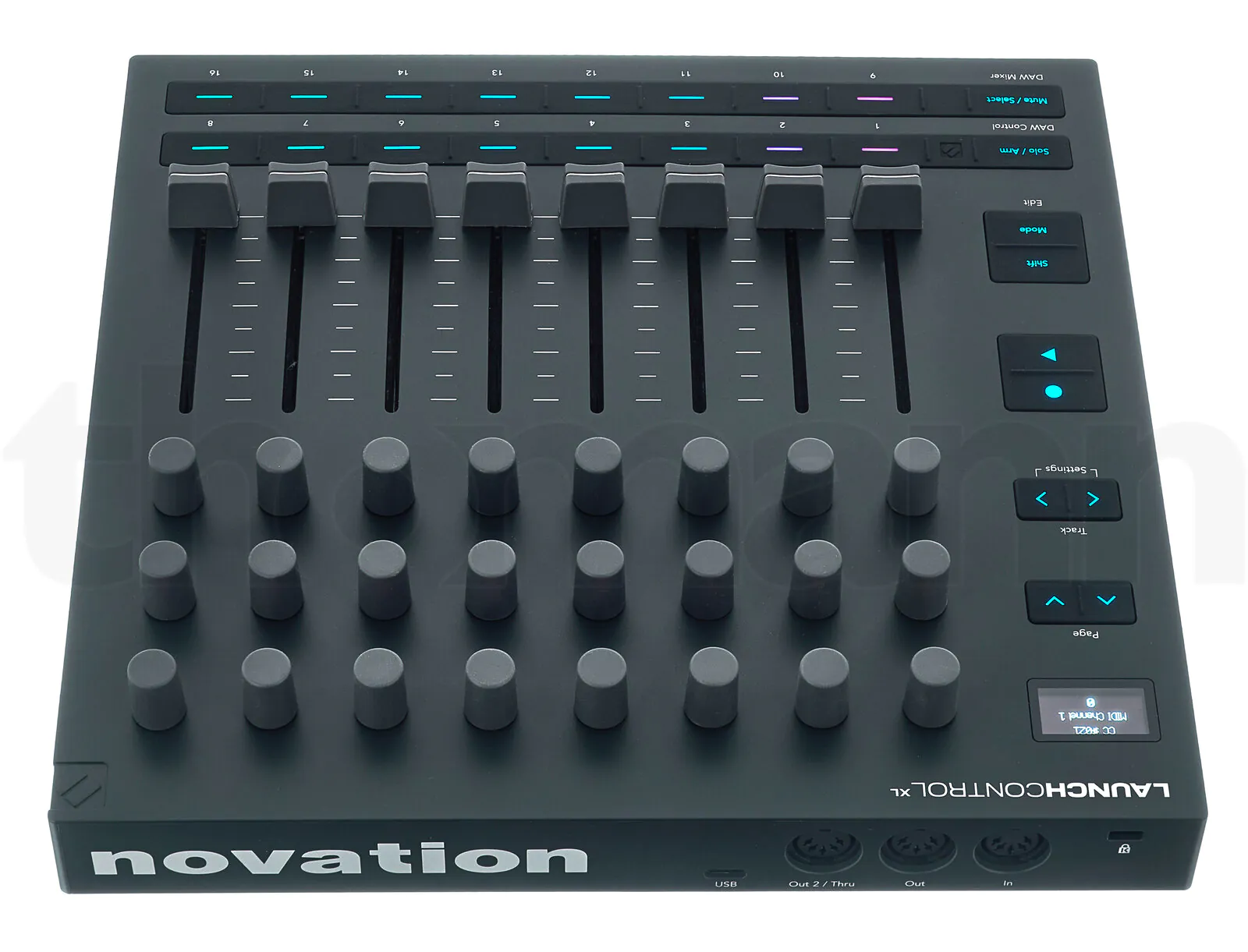משטח שליטה Novation Launch Control XL 3 Bag Bundle 5 משטח שליטה Novation Launch Control XL 3 Bag Bundle — תמונה 5
