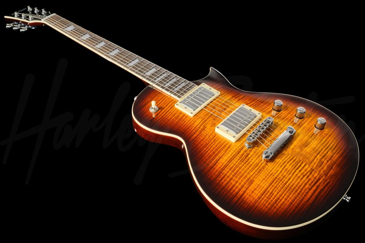 גיטרה חשמלית Harley Benton SC-Custom III Desert Burst 11 גיטרה Harley Benton SC-Custom III Desert Burst, מבט חזיתי אלכסוני נוסף