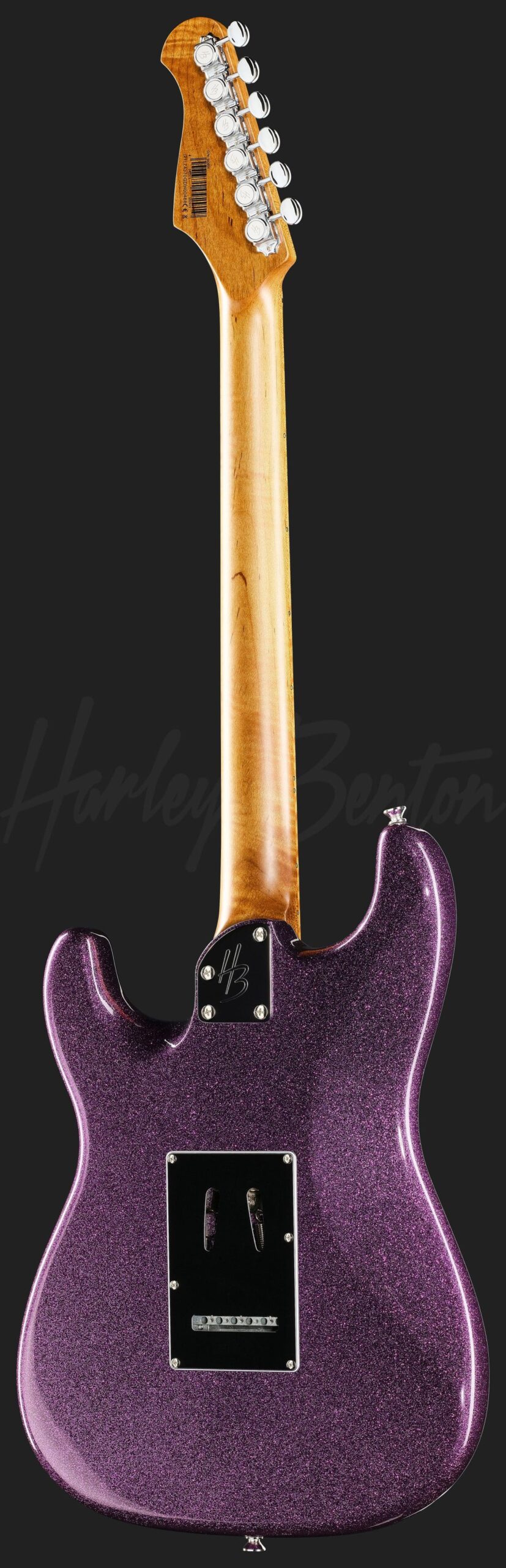 גיטרה חשמלית Harley Benton ST-Modern Plus MN HSS DPS – סגול מנצנץ Dark Purple Sparkle מבריק 3 גיטרה חשמלית Harley Benton ST-Modern Plus MN HSS DPS בגימור סגול Dark Purple Sparkle – גב הגיטרה