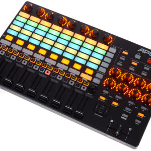 משטח שליטה AKAI Professional APC 40 Mk2