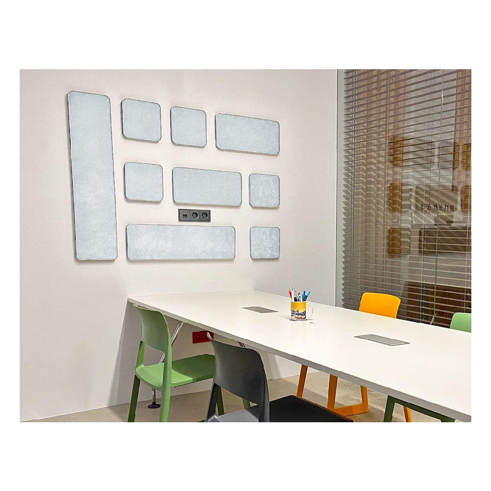 ערכת אקוסטיקה Isinac HOME CUBE אפור – 9 פאנלים בעובי 5 ס״מ עם דבק מובנה 1 ערכת פאנלים אקוסטיים Isinac HOME CUBE בצבע אפור