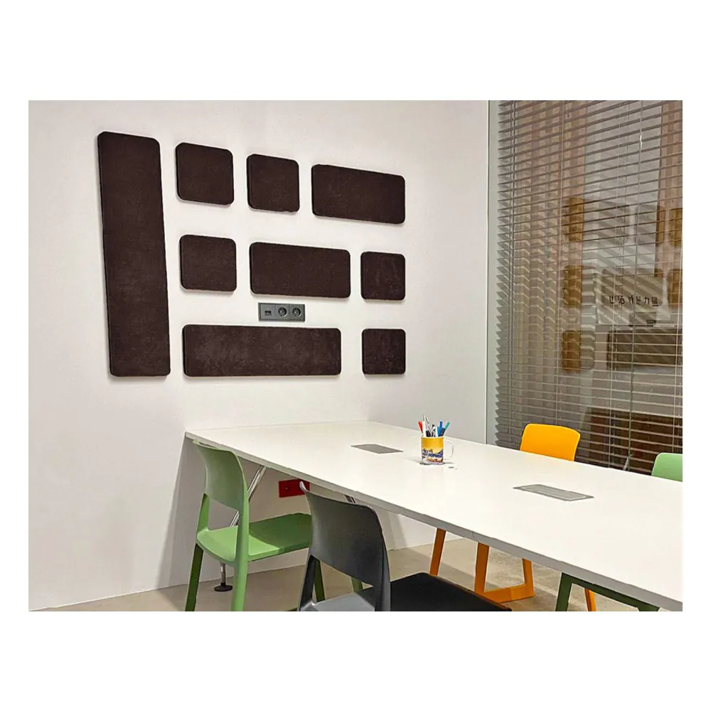 ערכת אקוסטיקה Isinac HOME CUBE חום – 9 פאנלים בעובי 5 ס״מ להדבקה 1 ערכת פאנלים אקוסטיים Isinac HOME CUBE בצבע חום