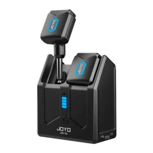 מערכת אלחוטית 5.8GHz לגיטרה ובס עם קופסת טעינה — עד 18 שעות, 4 ערוצים, בלי כבל על הבמה