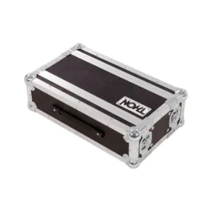 ארגז ראק 3U לציוד Blackmagic Design – עומק התקנה 15 ס״מ, מסילות קדמיות ואחוריות, תוצרת גרמניה