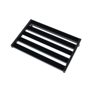 פדלבורד Harley Benton 60 ס״מ עם ספק כוח מובנה – 11 יציאות מבודדות, 45W, תיק וסט כבלים (יבוא בלעדי)