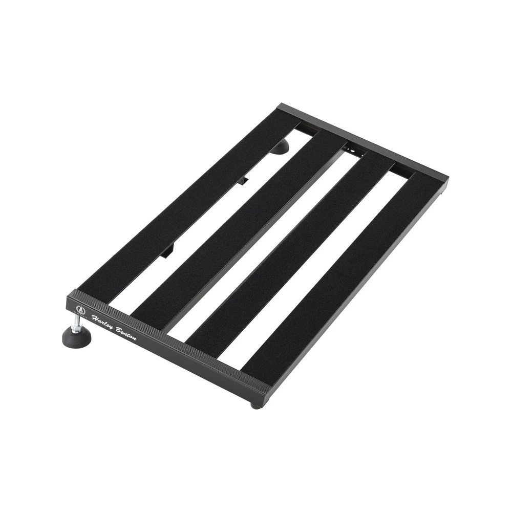 פדלבורד Harley Benton 60 ס״מ מאלומיניום – שטיח לסקוצ׳, הטיה מתכווננת, תיק מרופד (יבוא בלעדי) 2 הפדלבורד 60 ס״מ של Harley Benton – פדלבורד לגיטרה, תמונה 2