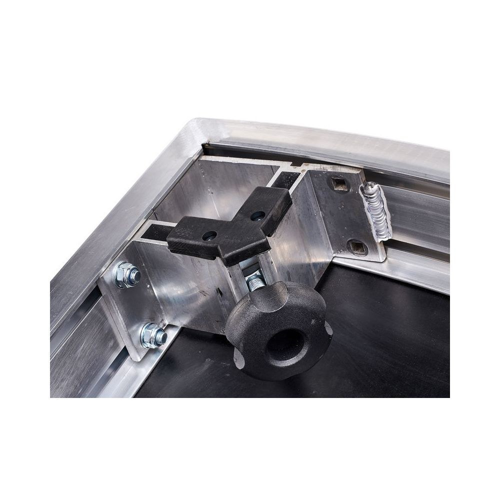 פלטת במה מעוגלת Stairville 1×1 מ׳ ממערכת Tour Stage – לחוץ ולפנים, משטח נגד החלקה, 15 ק״ג 4 פלטת הבמה המעוגלת – פלטת במה, תמונה 4