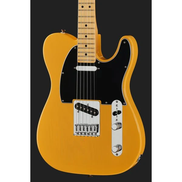 Fender Player II Telecaster Butterscotch Blonde – גיטרה חשמלית עם לוח מייפל 3 Fender Player II Telecaster – תקריב הפיקאפים, הגשר ובקרי הווליום והטון