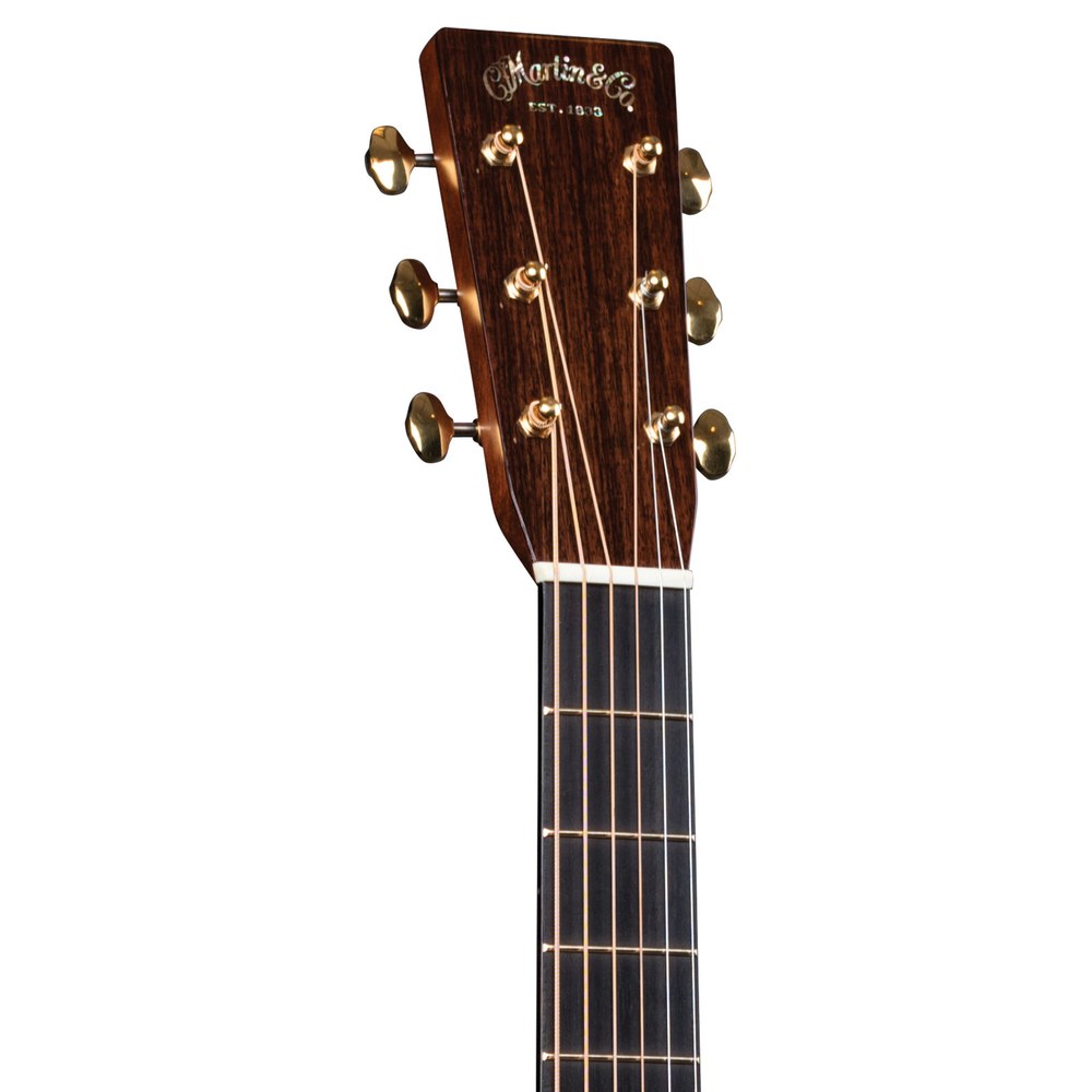 גיטרה אקוסטית מוגברת Martin D-28E Modern Deluxe כולל ארגז 3 Martin D-28E Modern Deluxe – תמונה 3