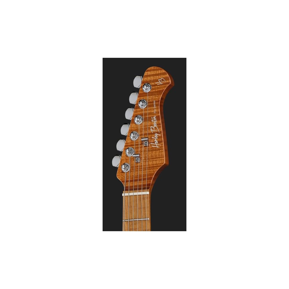 גיטרה חשמלית Harley Benton HSS – מייפל קלוי, נירוסטה, Babicz, מכוונים נועלים, Quilt Raspberry (יבוא בלעדי) 6 גיטרת ה-HSS בגוון פטל – גיטרה חשמלית, תמונה 6