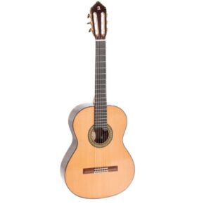 גיטרה קלאסית Alhambra 11 P כולל ארגז