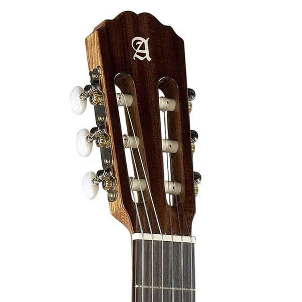 גיטרה קלאסית ALHAMBRA 2C – צלעית ארז מלא, כולל נרתיק 5 גיטרה קלאסית ALHAMBRA 2C – תמונה 5