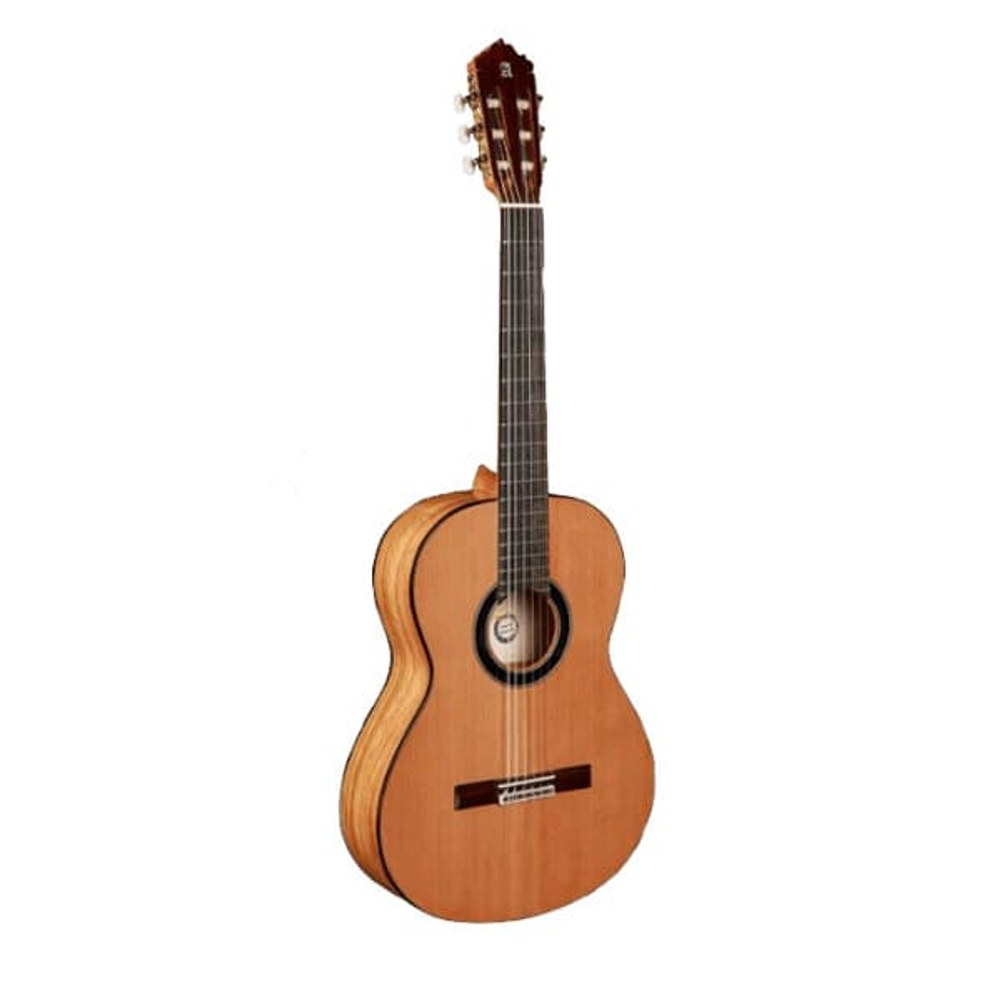 גיטרה קלאסית Alhambra 6 Olivo כולל נרתיק 2 גיטרה קלאסית Alhambra 6 Olivo כולל נרתיק – תמונה 2