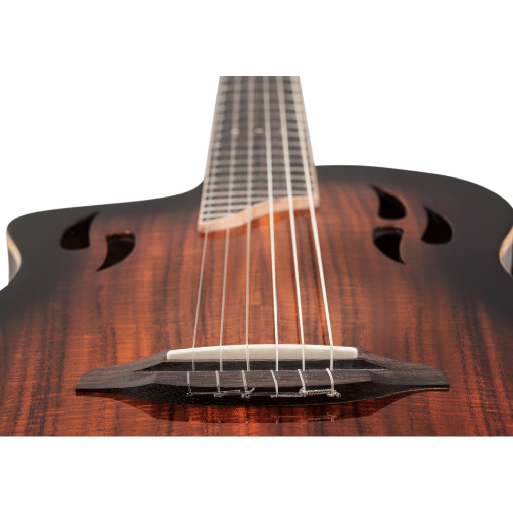 גיטרה קלאסית חשמלית שמאלית Ortega TourPlayer Deluxe – אקציה סאנברסט או מייפל להבה כחול 7 פתחי התהודה והגשר – Ortega TourPlayer Deluxe אקציה סאנברסט
