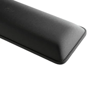 משענת יד מרופדת למקלדת Glorious Wrist Pad Compact – ליבת קצף, כיסוי בד חלק ובסיס גומי נגד החלקה