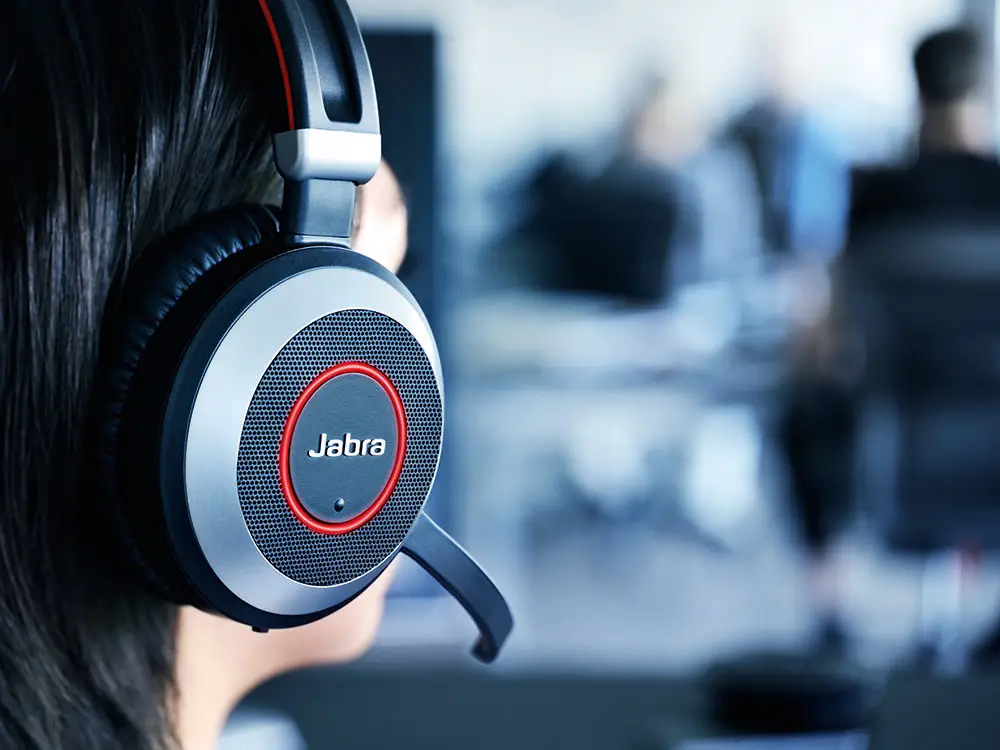 מערכת ראש סטריאו Jabra Evolve 80 MS – ביטול רעשים אקטיבי, חיבור USB ו-3.5 מ״מ ונורית Busylight 5 Jabra Evolve 80 MS מערכת ראש ANC 5