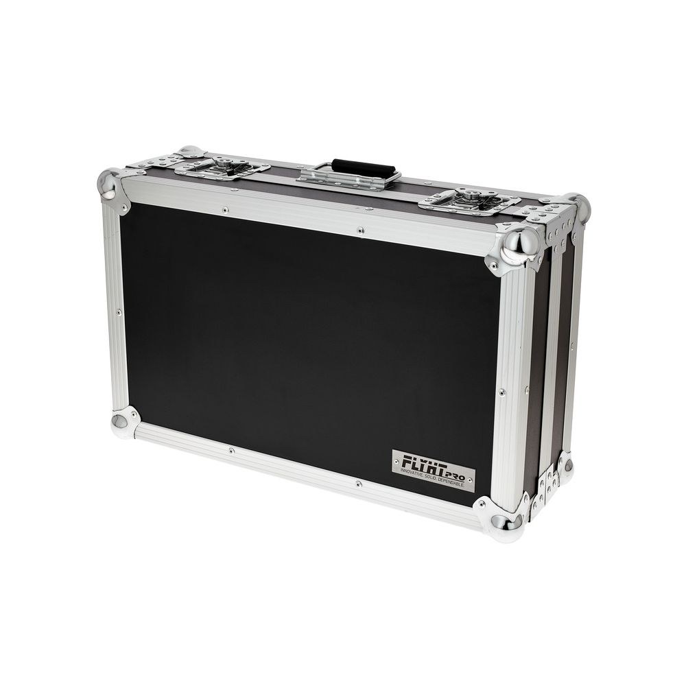 קייס טיסה לקונסולת התאורה ChamSys MagicQ Compact Connect – Flyht Pro, עבודה מתוך הקייס (יבוא בלעדי) 1 קייס טיסה לקונסולת התאורה ChamSys MagicQ Compact Connect – Flyht Pro, עבודה מתוך הקייס