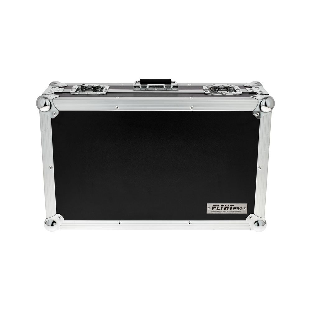 קייס טיסה לקונסולת התאורה ChamSys MagicQ Compact Connect – Flyht Pro, עבודה מתוך הקייס (יבוא בלעדי) 2 הקייס ל-MagicQ Compact – קייס לקונסולת תאורה, תמונה 2