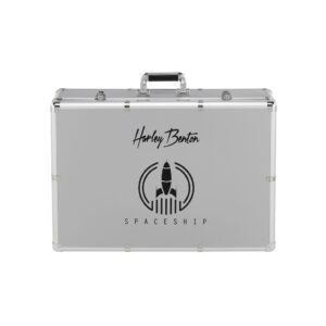 קייס קשיח לפדלבורד Harley Benton 60×39 ס״מ – לשתי שורות פדלים, ריפוד ספוג, פנים 63×42.3 ס״מ (יבוא בלעדי)