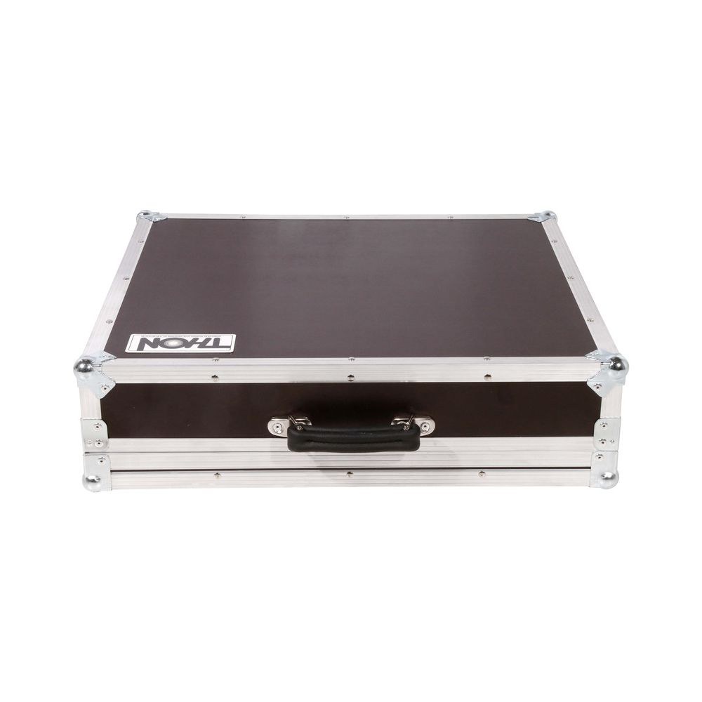 קייס קשיח ל-Akai MPC XL – עבודה מתוך הקייס, תעלת כבלים, 4 סוגרי פרפר, תוצרת גרמניה (יבוא בלעדי) 2 הקייס ל-MPC XL – קייס לתחנת הפקה, תמונה 2