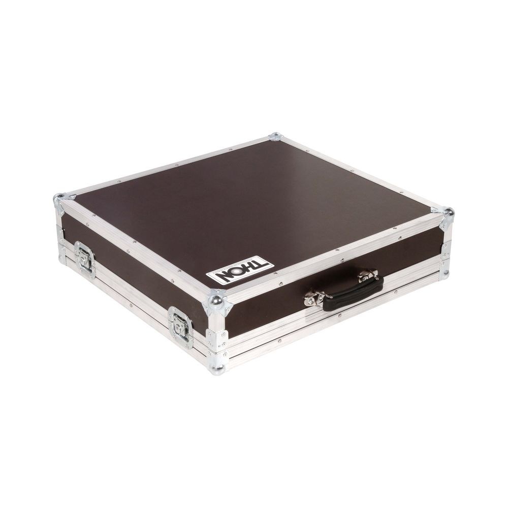 קייס קשיח ל-Akai MPC XL – עבודה מתוך הקייס, תעלת כבלים, 4 סוגרי פרפר, תוצרת גרמניה (יבוא בלעדי) 3 הקייס ל-MPC XL – קייס לתחנת הפקה, תמונה 3