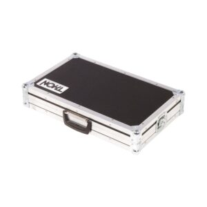 קייס קשיח ל-Avolites T3 Console / Wing – עבודה מתוך הקייס, תעלת כבלים צדדית, פוליבורד, תוצרת גרמניה