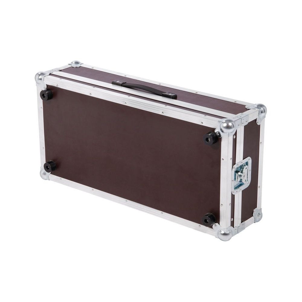 קייס קשיח לבקר התאורה Botex Scene Setter 2448 – שקעים נגישים, מסילת התקנה, תוצרת גרמניה (יבוא בלעדי) 4 הקייס לבקר התאורה 2448 – קייס קשיח לבקר תאורה, תמונה 4