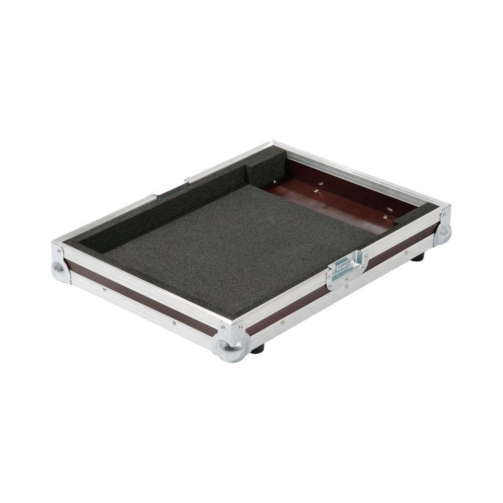 קייס קשיח למיקסר Pioneer DJM-900NXS2 – עבודה מתוך הקייס, תעלת כבלים 9 ס״מ, תוצרת גרמניה (יבוא בלעדי) 7 הקייס ל-DJM-900NXS2 – קייס קשיח למיקסר DJ, תמונה 7