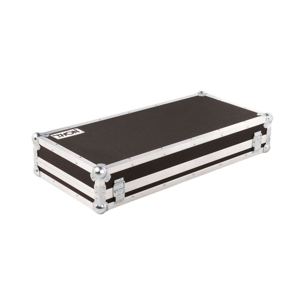 קייס קשיח לסינתיסייזר UDO Audio Super 6 – פלסטיק חלת דבש קל, צירים נועלים, תוצרת גרמניה 3 הקייס ל-UDO Super 6 – קייס לסינתיסייזר, תמונה 3