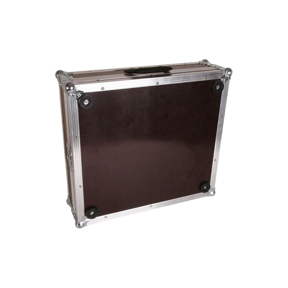 קייס קשיח ל-Vermona PERfourMER MKII – עבודה מתוך הקייס, כל החיבורים נגישים, תוצרת גרמניה 5 הקייס ל-PERfourMER MKII – קייס לסינתיסייזר, תמונה 5