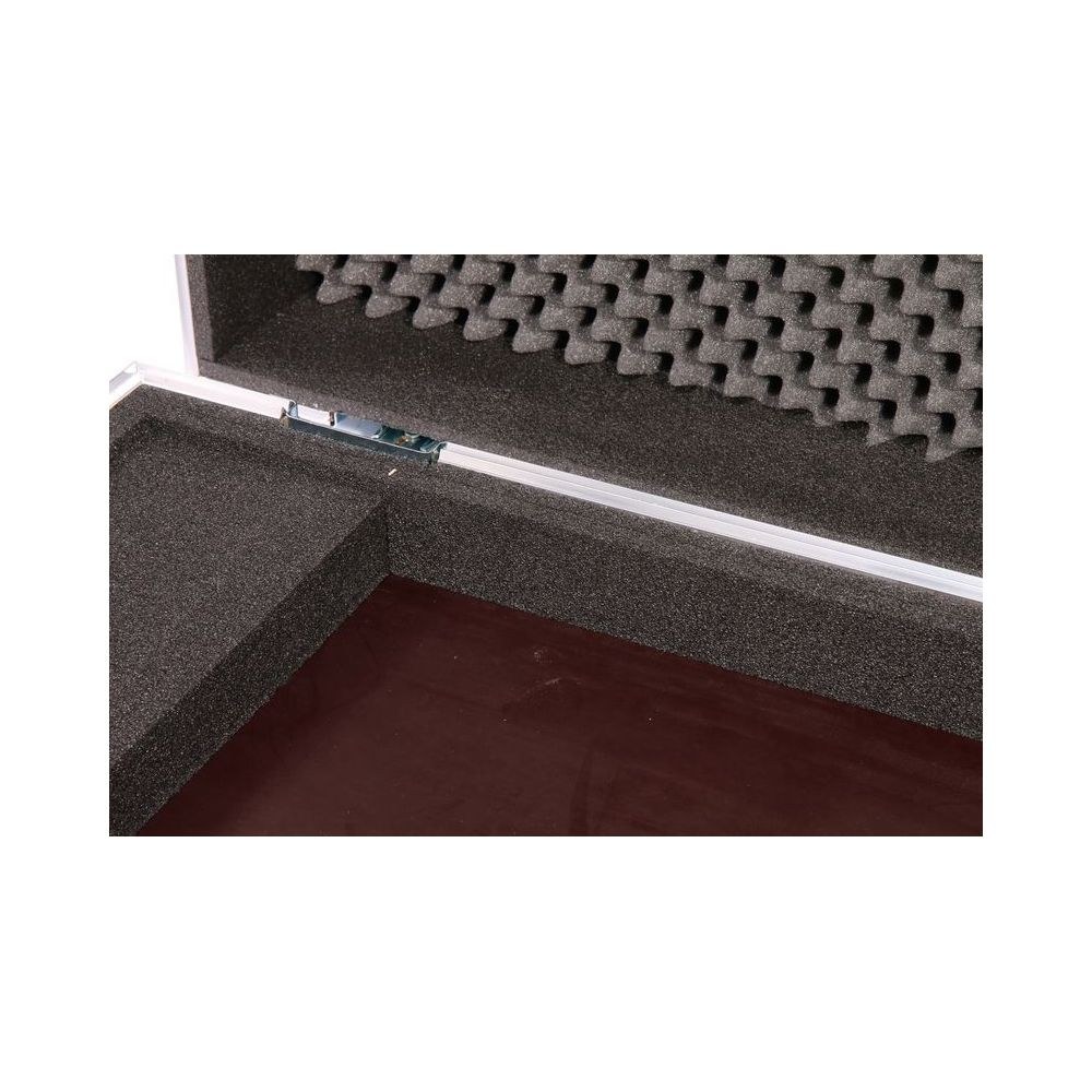 קייס טיסה למיקסר Allen & Heath ZED-24 / ZED-22FX – עבודה מתוך הקייס, 3 ידיות, תוצרת גרמניה (יבוא בלעדי) 7 קייס הטיסה ל-ZED-24 – קייס טיסה למיקסר, תמונה 7
