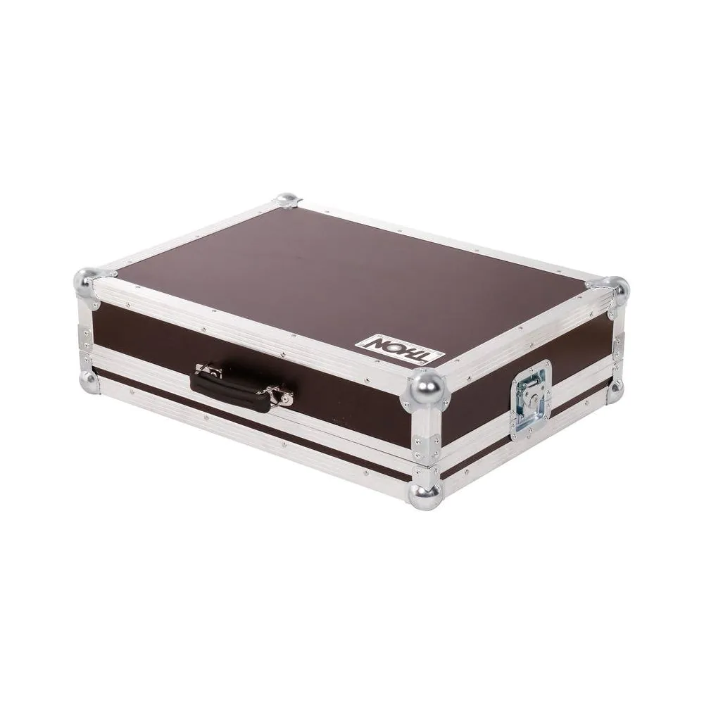 קייס טיסה למיקסר Mackie ProFX22v3 – עבודה מתוך הקייס, ריפוד ספוג, מסגרת 30 מ״מ, תוצרת גרמניה 1 קייס טיסה למיקסר Mackie ProFX22v3 – עבודה מתוך הקייס, ריפוד ספוג, מסגרת 30 מ״מ, תוצרת גרמניה