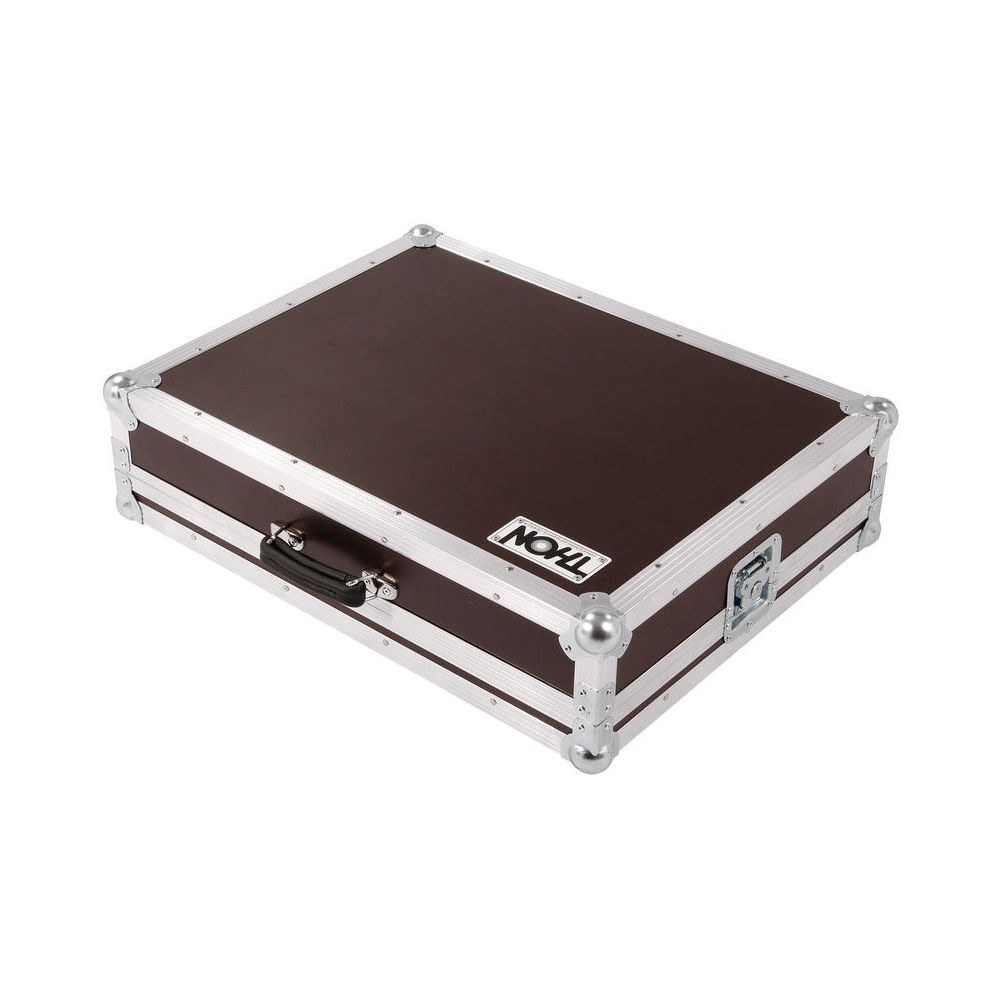 קייס טיסה למיקסר Soundcraft Signature 22 / 22 MTK – עבודה מתוך הקייס, תוצרת גרמניה (יבוא בלעדי) 1 קייס טיסה למיקסר Soundcraft Signature 22 / 22 MTK – עבודה מתוך הקייס, תוצרת גרמניה