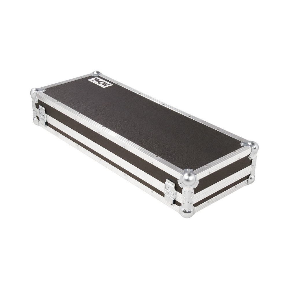 קייס קשיח קל ל-Yamaha YC61 – חלת דבש, ריפוד ספוג, סוגרים עם עין למנעול, תוצרת גרמניה 4 הקייס ל-YC61 – קייס לקלידים, תמונה 4