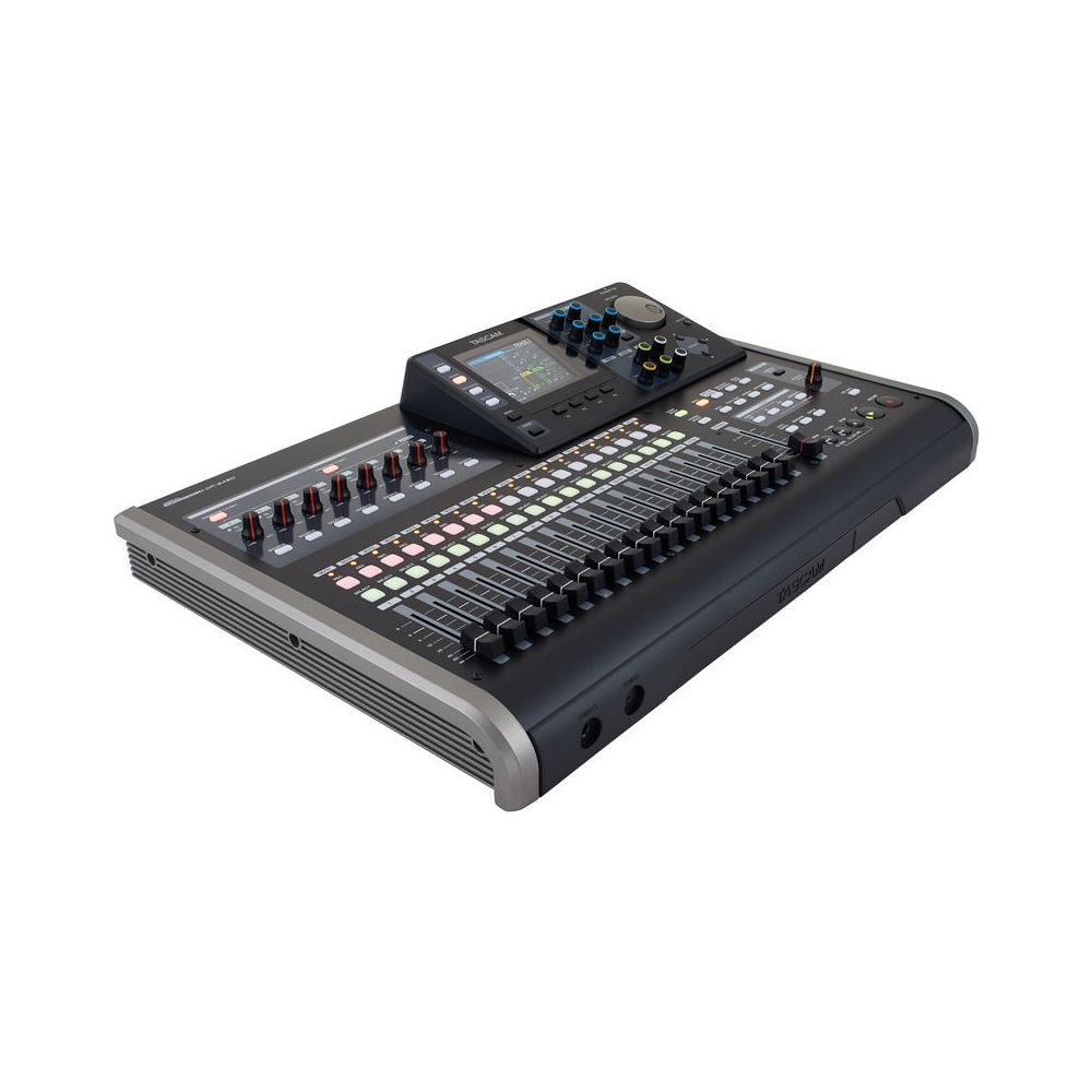 מקליט רב־ערוצי Tascam DP-24SD – 24 ערוצים, 8 כניסות ואפקטים 7 Tascam DP-24SD – מקליט רב־ערוצי, תמונה 7