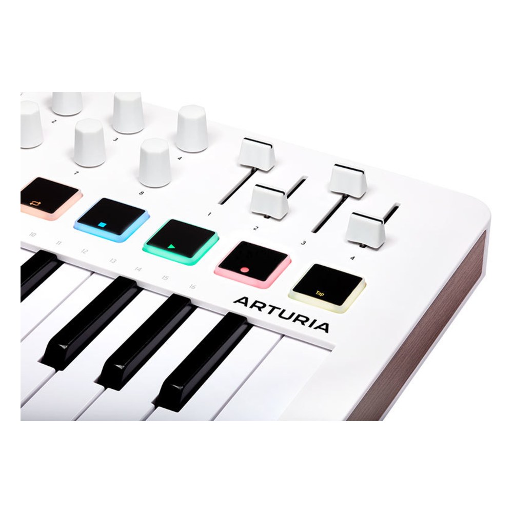 מקלדת שליטה Arturia MiniLab 3 – 25 קלידים, 8 פדים וחיבור USB-C 5 מקלדת שליטה Arturia MiniLab 3 עם 25 קלידים ו-8 פדים – תמונה 5