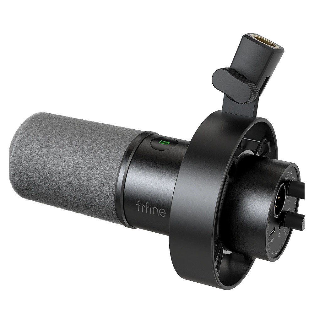 מיקרופון דינמי USB/XLR לפודקאסט, סטרימינג והקלטת וויס-אובר עם שוק-מאונט והשתקה במגע 1 מיקרופון דינמי USB/XLR לפודקאסט עם שוק-מאונט