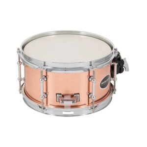 תוף סנר צד (Side Snare) מנחושת Millenium 10×5.5 אינץ׳ – גוף נחושת 1.2 מ״מ, תלייה על החישוק (יבוא בלעדי)