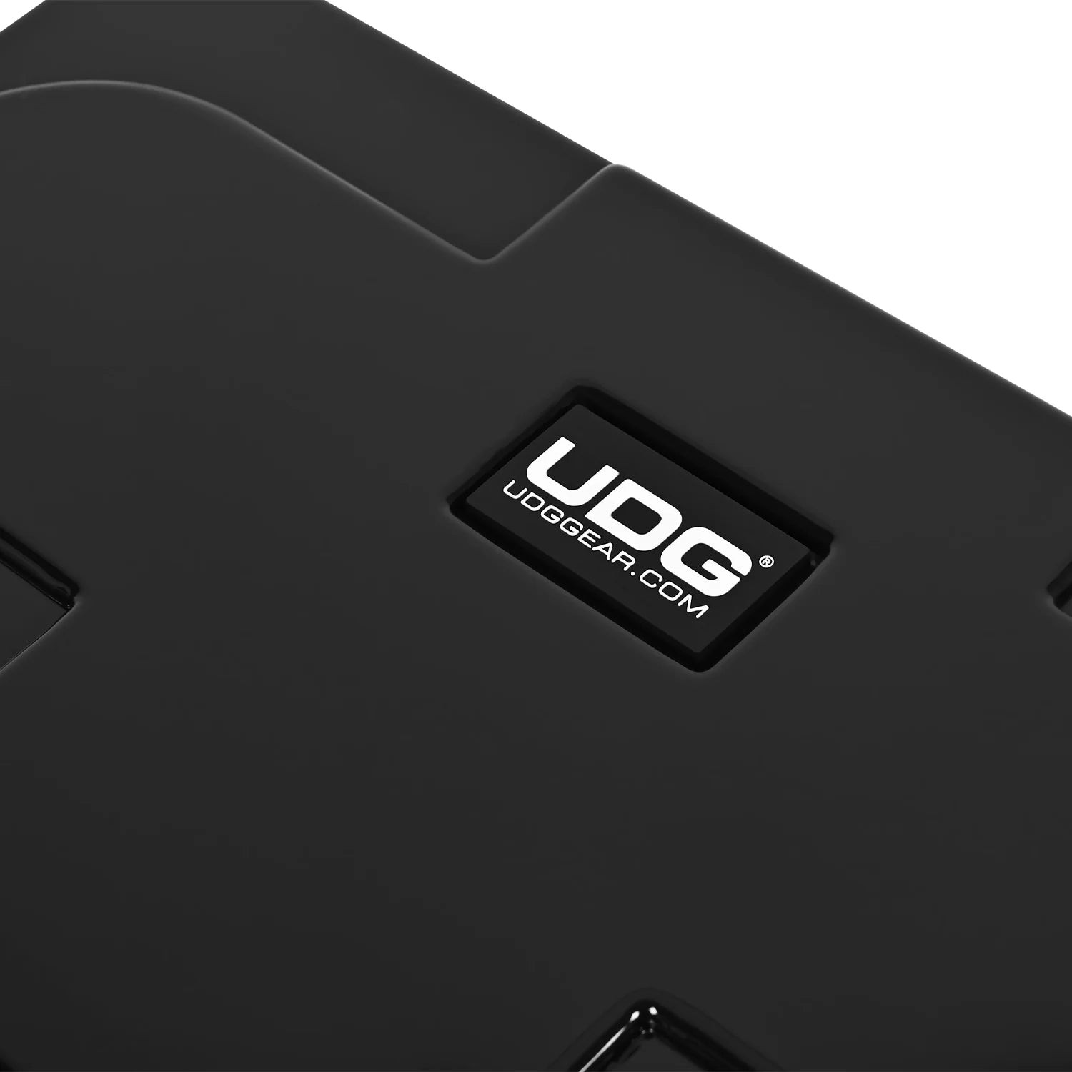 כיסוי מגן UDG ל-DDJ-FLX4 – ABS שחור מבריק, הגנה מאבק, נוזלים ומכות 5 כיסוי מגן לקונטרולר DJ UDG Ultimate Pioneer DJ DDJ-FLX4 Equipment Cover Black – תמונה 5
