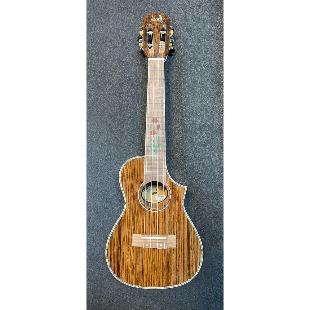 יוקללה קונצרט מוגברת קאטאוויי MORATTI UKC-3B0-G כולל נרתיק 1 יוקללה קונצרט מוגברת קאטאוויי MORATTI UKC-3B0-G כולל נרתיק