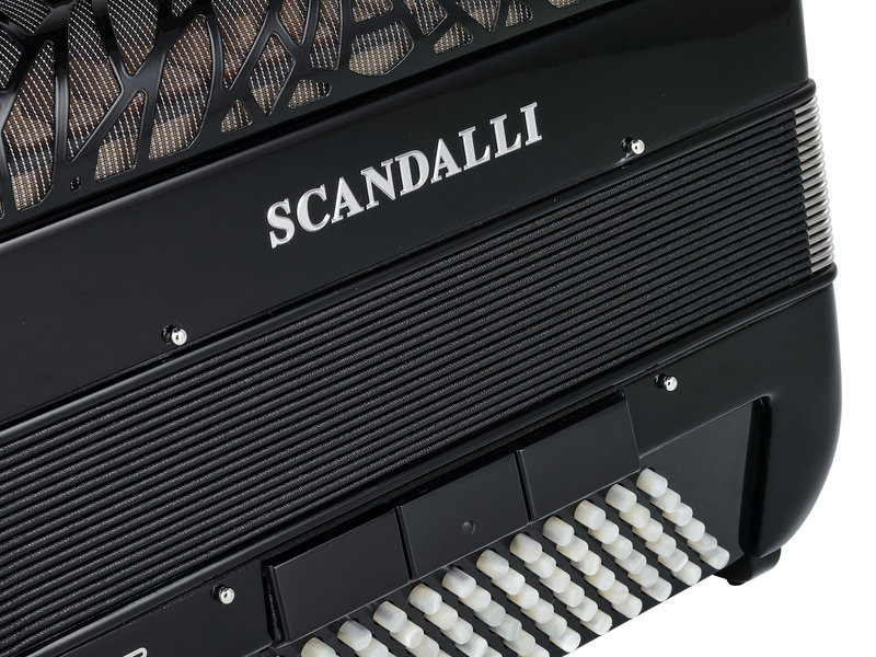 אקורדיון כפתורים Scandalli Air Mini C איטלקי – 67 כפתורים, 96 בסים, קייס 8 אקורדיון כפתורים Scandalli Air Mini C – תמונה 8
