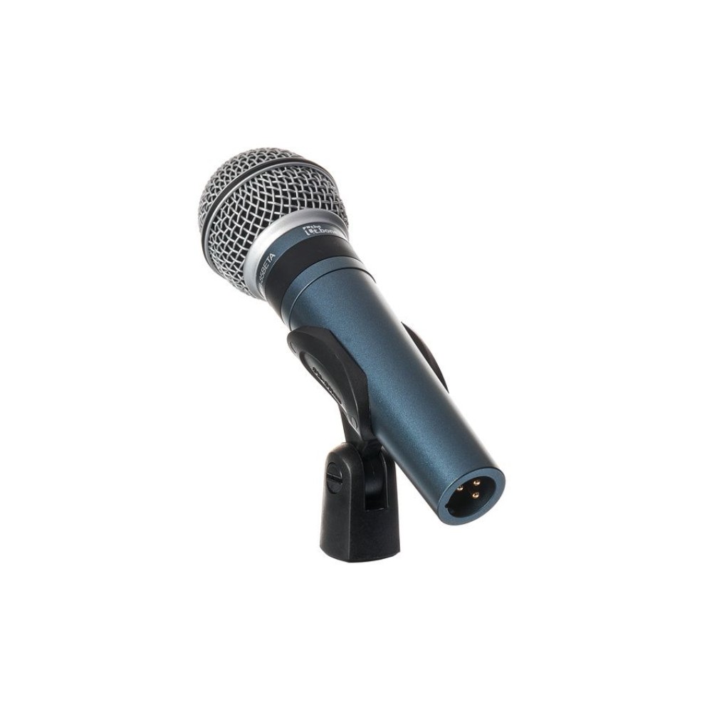 ערכת פודקאסט Focusrite Scarlett Solo דור 3 – כרטיס קול, מיקרופון דינמי, אוזניות ומעמד 6 המיקרופון הדינמי עם התפסן
