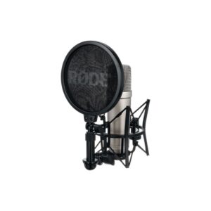 מיקרופון Rode NT1-A + כרטיס קול Focusrite Vocaster One – חבילת הקלטת שירה ופודקאסט